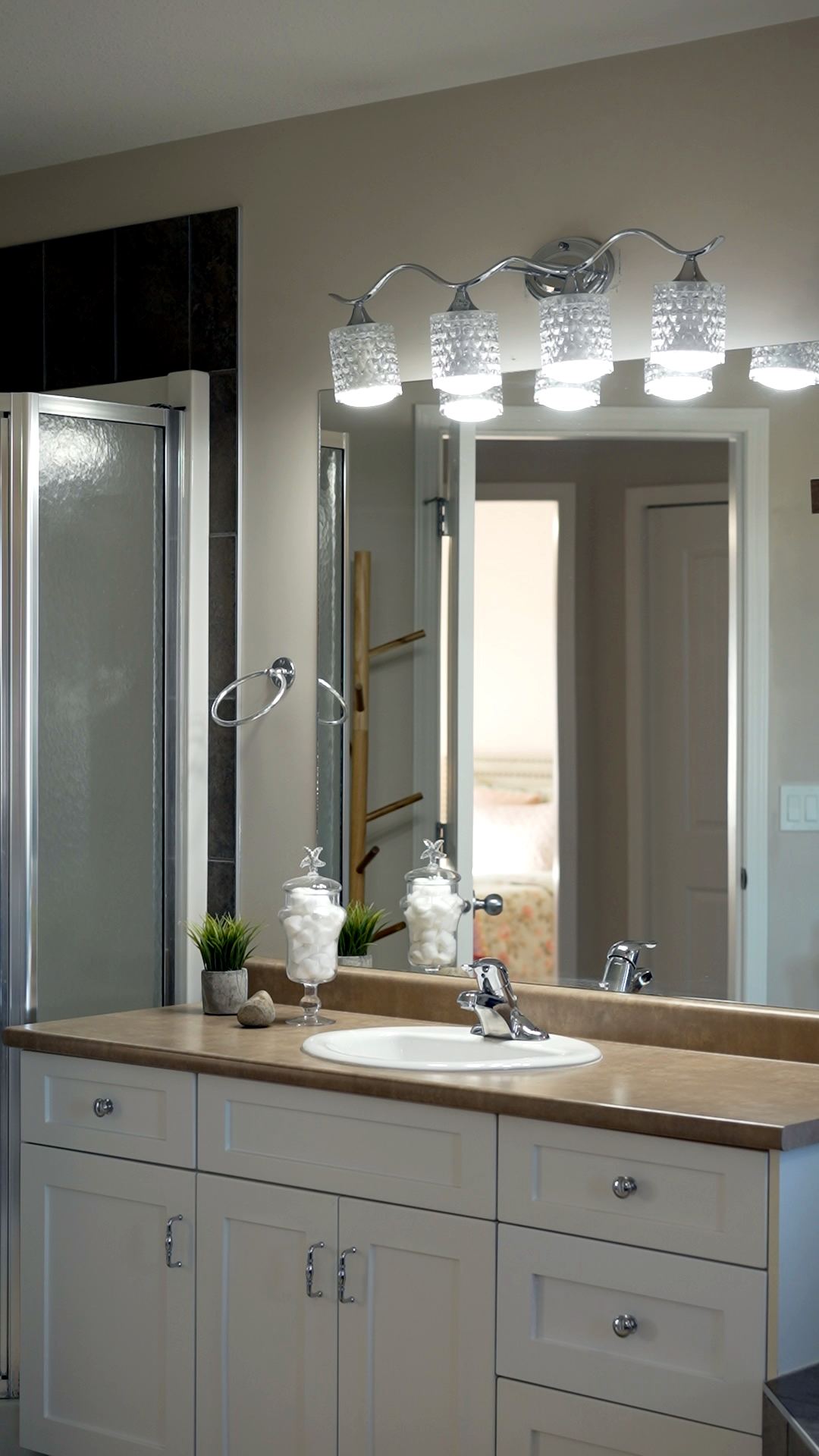 Ensuite bathroom
